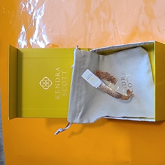 Kendra scott uma cuff bracelet rose gold - Picture 2 of 6